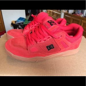 DC skate shoe